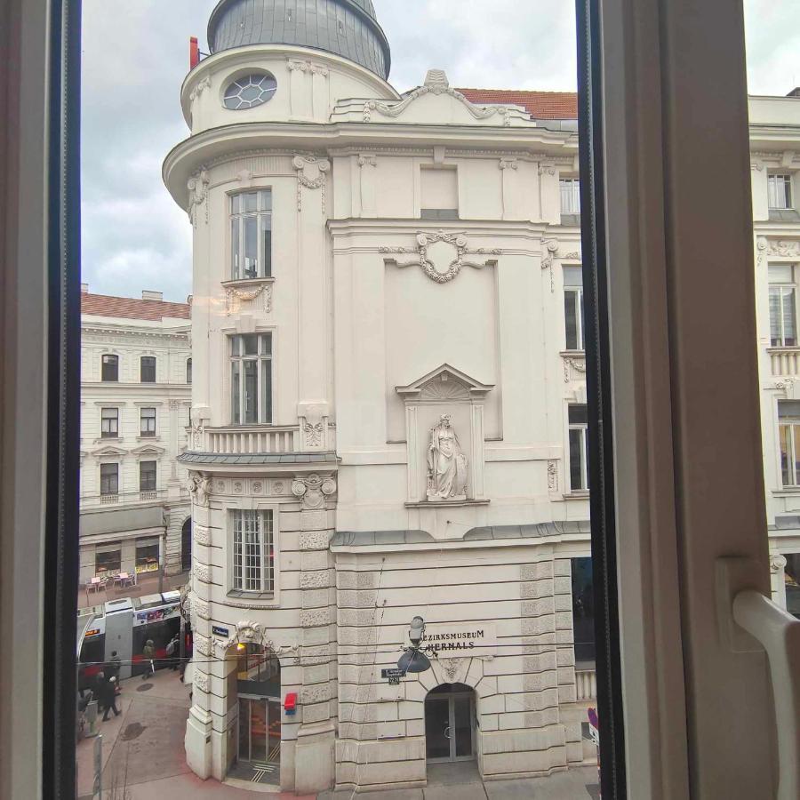 Large 4 Room Apartment In The Center Of Vienna Esterno foto