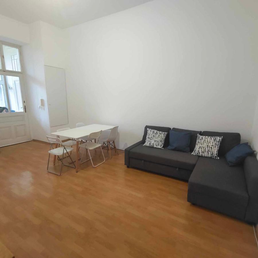 Large 4 Room Apartment In The Center Of Vienna Esterno foto